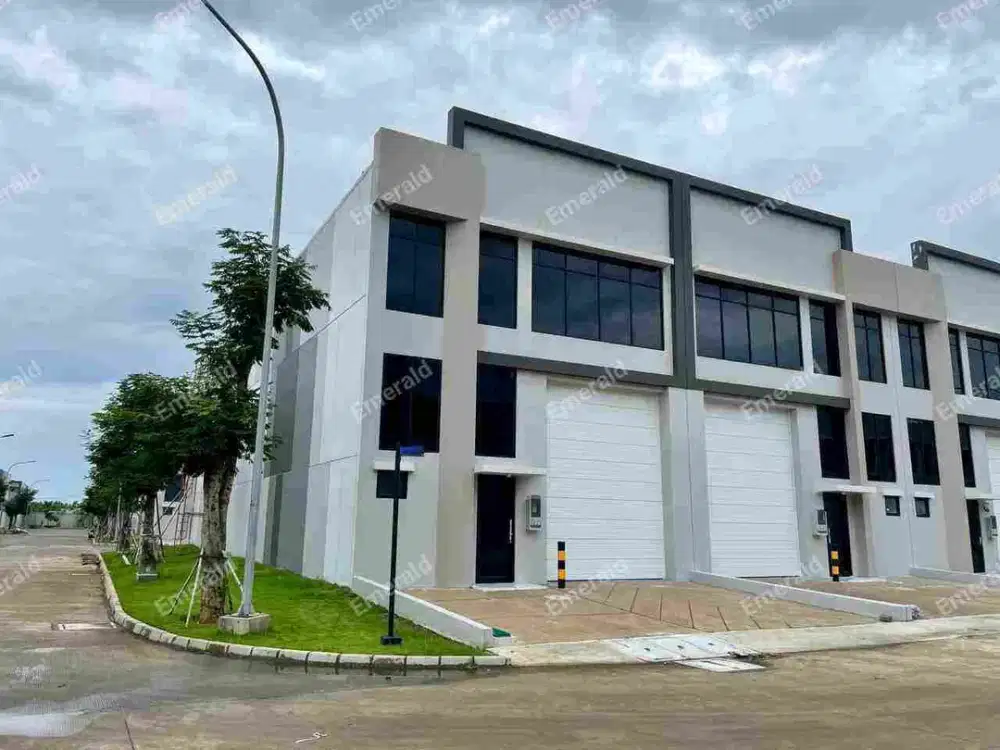 Gudang Hoek Siap Pakai di Bizpark PIK 2