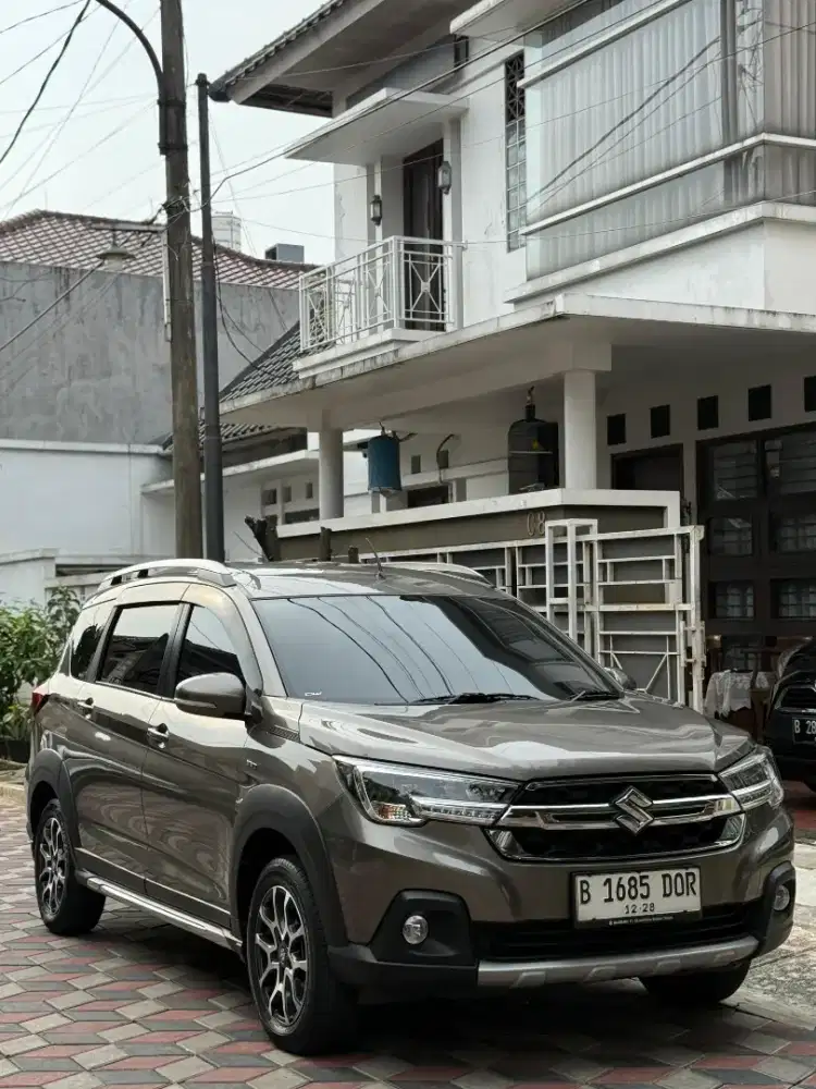 SUZUKI XL7 GL AT 2023 LOW KM