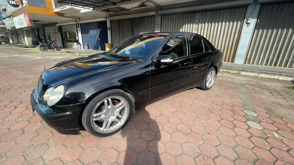 Mercedes-Benz C240 2003 Bensin
