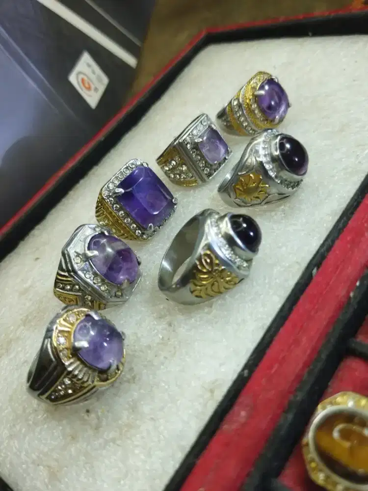 Batu cincin ametys kcubung ungu