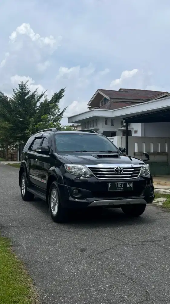 Toyota Fortuner G TRD 2.5 Manual Turbo Diesel 2012