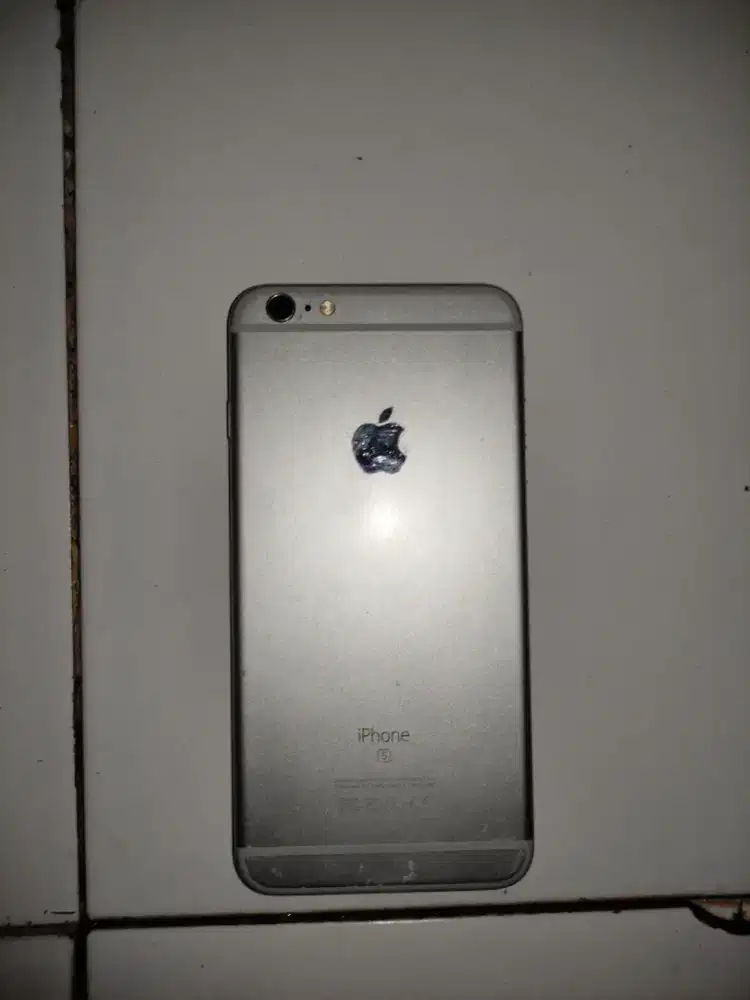 Iphone 6s+ bahan