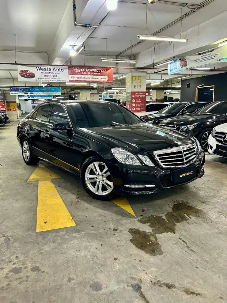 Odo 50rb Panoramic Mercedes Benz Mercy E300 AVG 2011 Avantgarde 2012