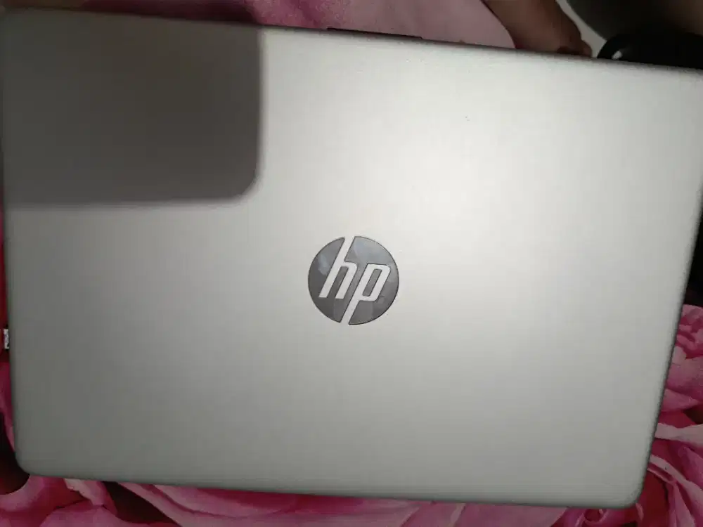 LAPTOP HP 14s 8GB/512GB SSD Like New Fullset Siap Kerja & Kuliah