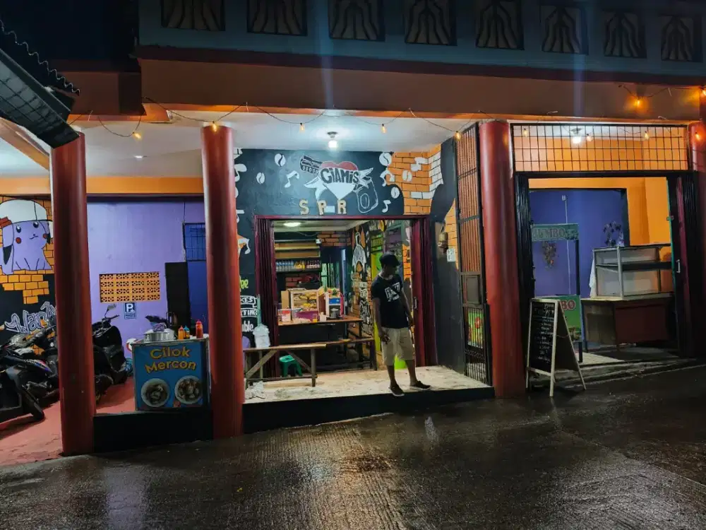 Ruko Usaha strategis di pemukiman padat penduduk