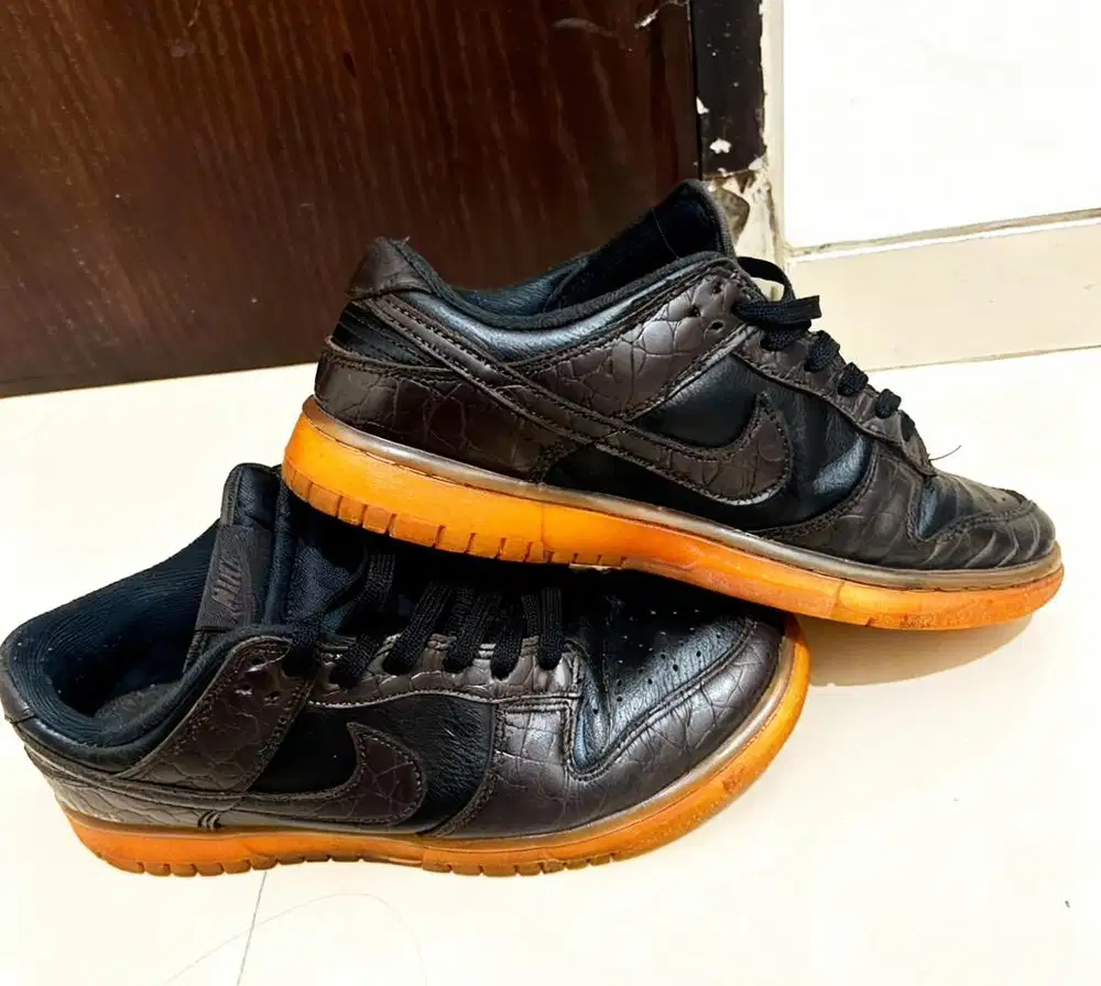 Nike Dunk Low SE Velvet Brown