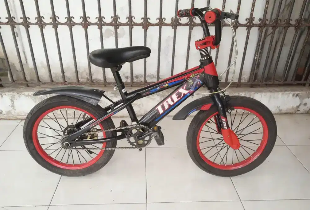 Sepeda anak kecil uk16 bekas bagus