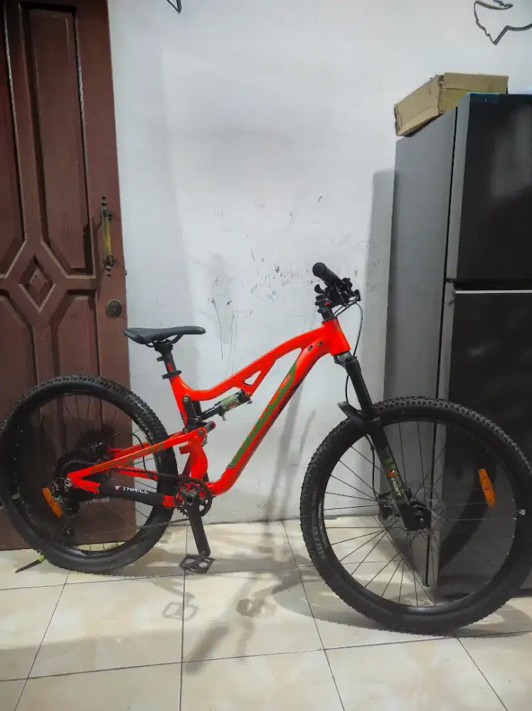 thrill Ricochet 4.0 mulus seperti baru