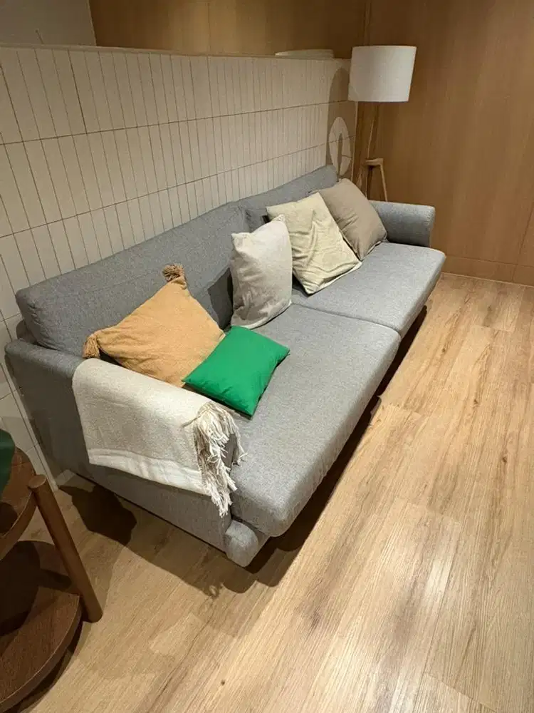 Sofa panjang 3 seater