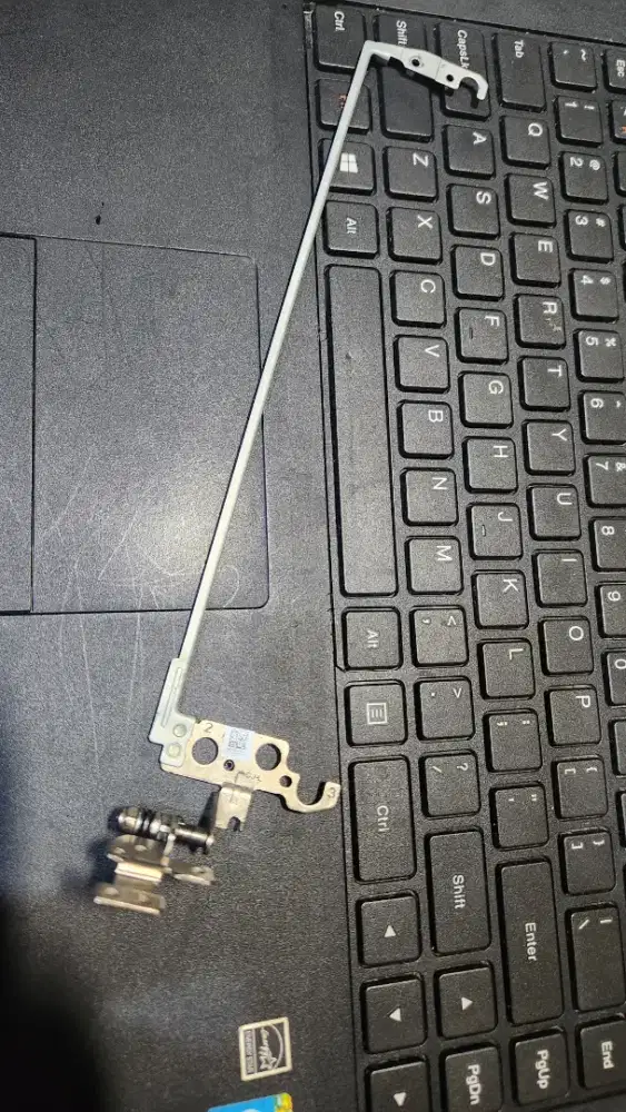 Engsel laptop Lenovo Ideapad 100