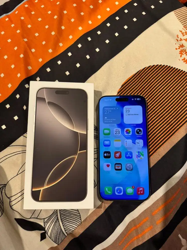 iPhone 16 ProMax 256gb Natural Titanium Pribadi