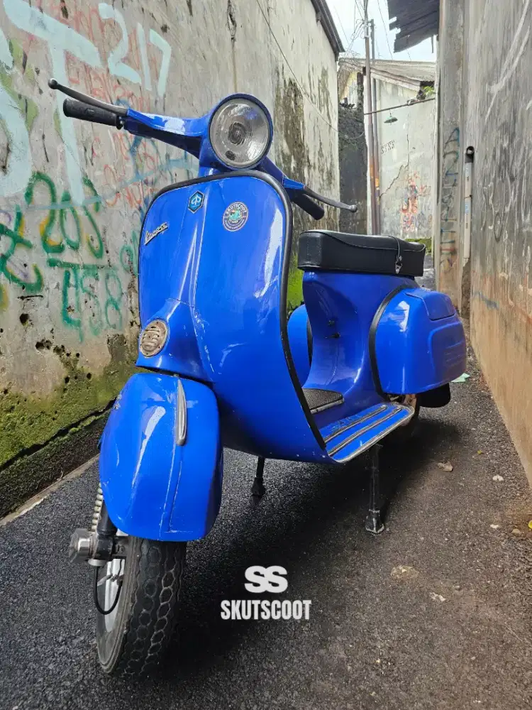 Vespa Super 1975