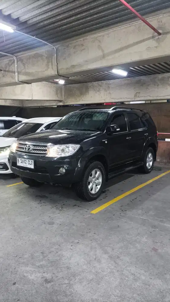 Toyota Fortuner 2009 Bensin
