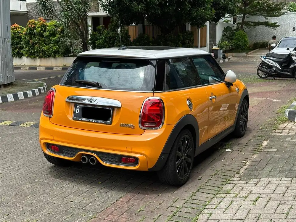 [CASH TERMURAH] MINI COOPER S 3 DOOR NIK 2015