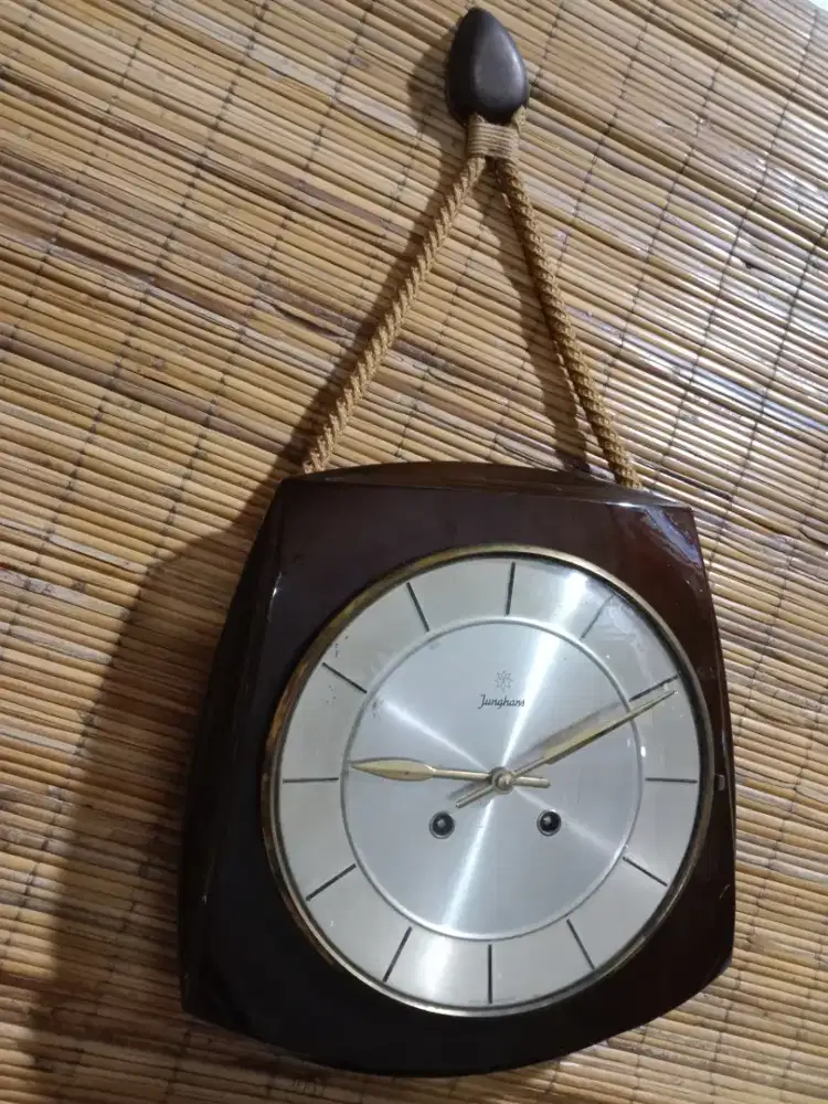 Jam model Vintage JUNGHANS