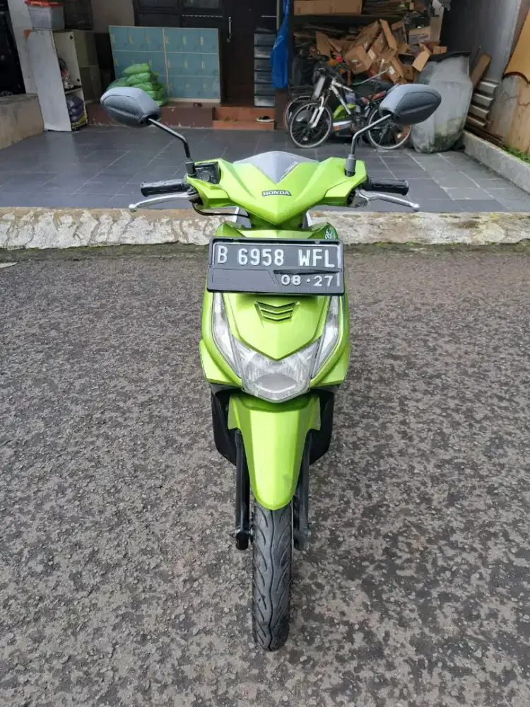 Honda Beat 110 2011 Hijau Putih ( Siap Mudik )