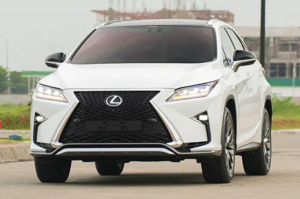 Lowest Odo 22K! Lexus RX300 F-Sport 2.0 2018 White Warranty!