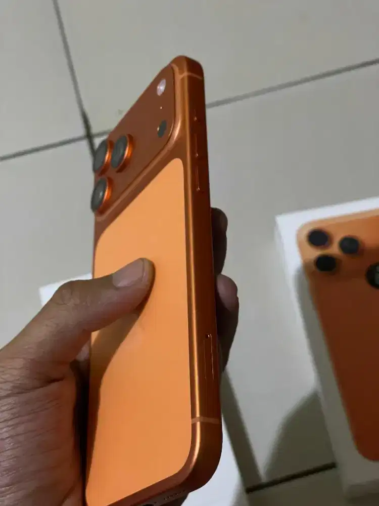 iphone 17 promax 512GB PA/A garansi resmi ibox
garansi resmi on