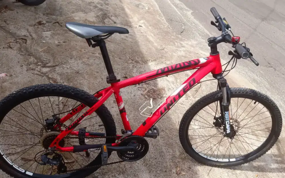 Sepeda gunung united Miami