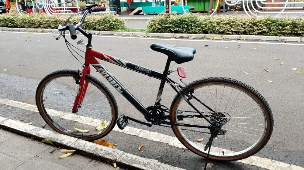 Dijual Sepeda Everbest