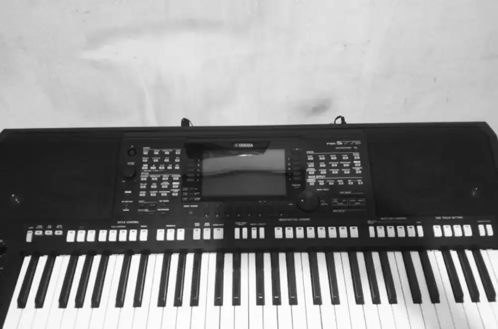 Keyboard Yamaha PSR s775