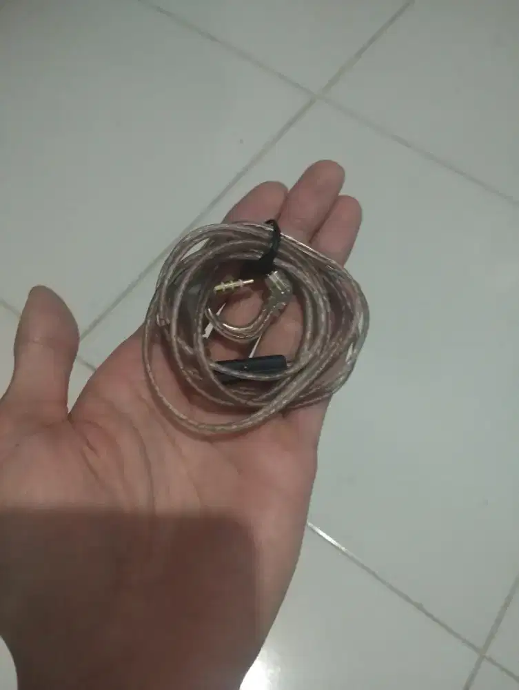Dijual kabel only headset KZ sesuai spec difoto