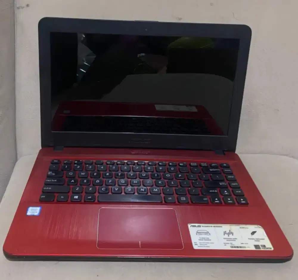 Laptop ASUS ram 12gb SSD 120gb i3 X441U ram