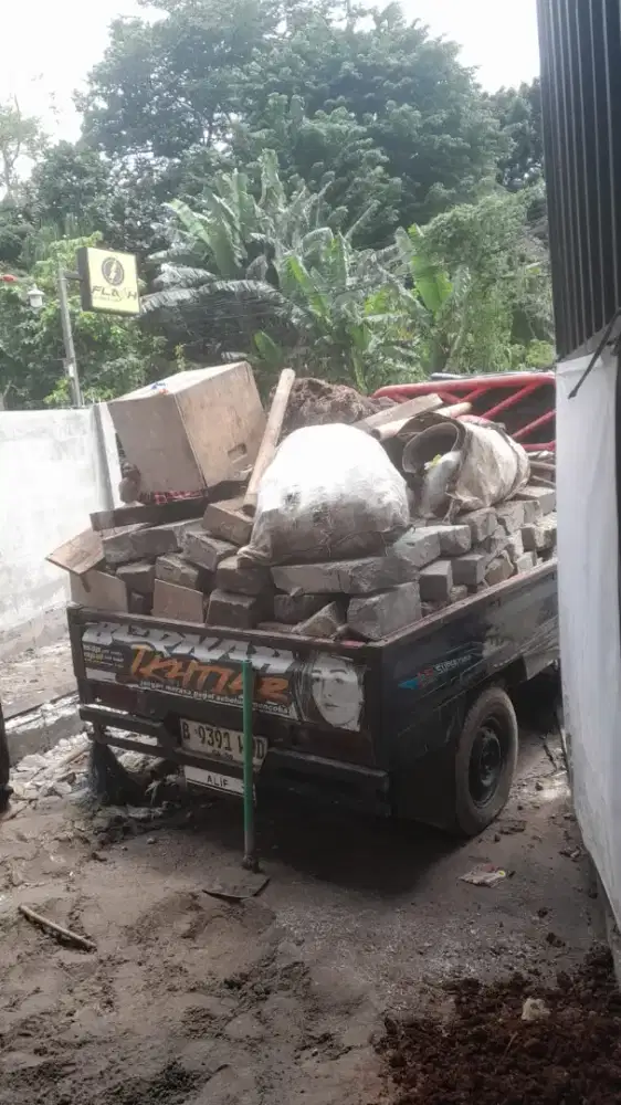 Jasa angkut/buang puing/sampah proyek/barang bekas,pindahan dll