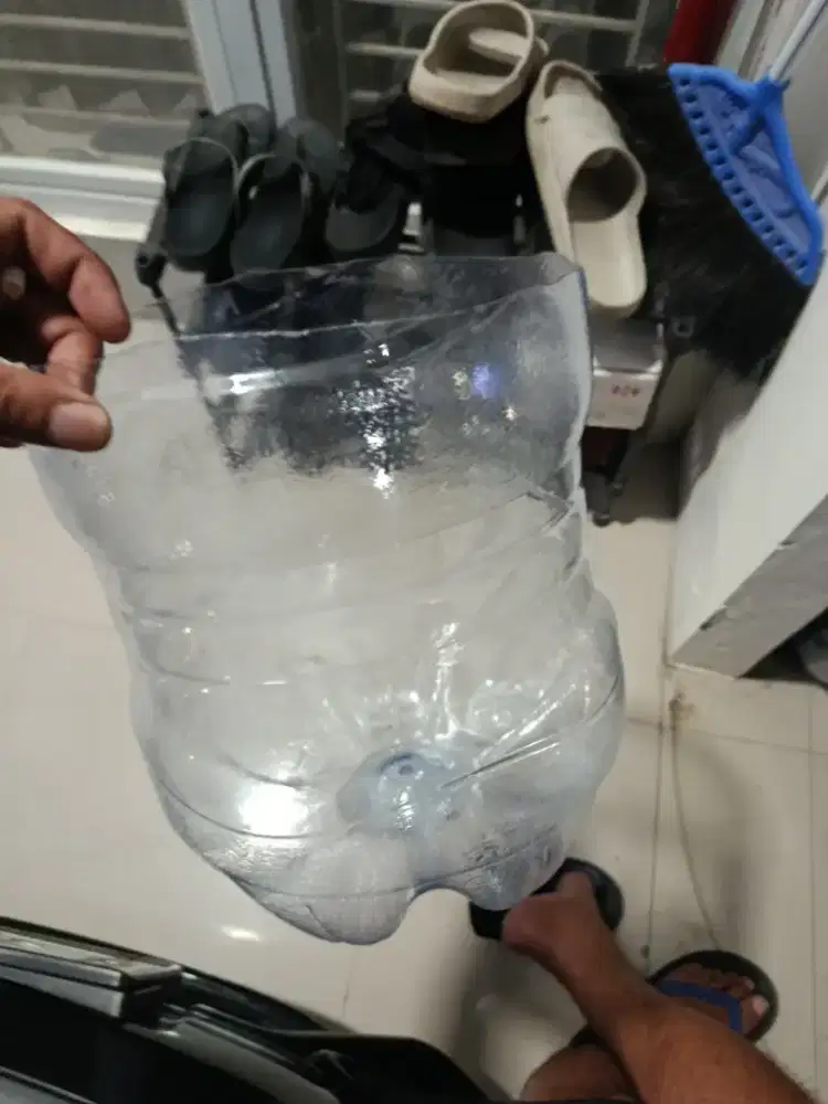 Gratisssss bekas galon potongan