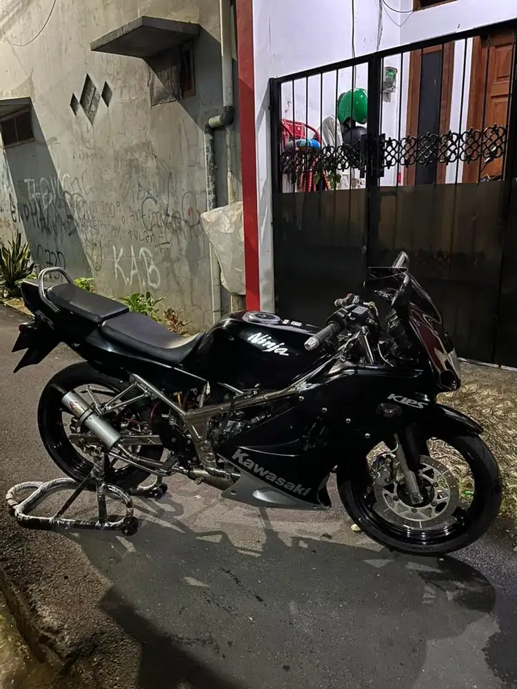 Dijual Ninja RR Old