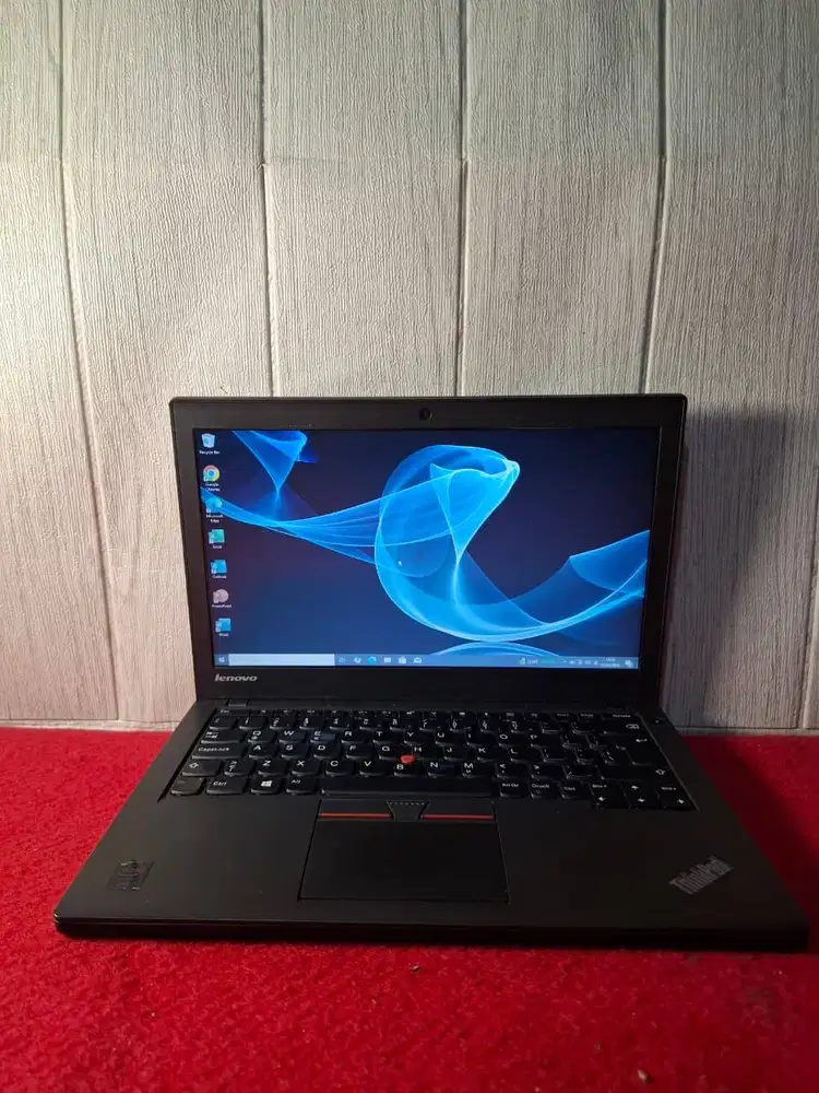 Lenovo Thinkpad X250 Intel Core i5 Broadwell Gen 5