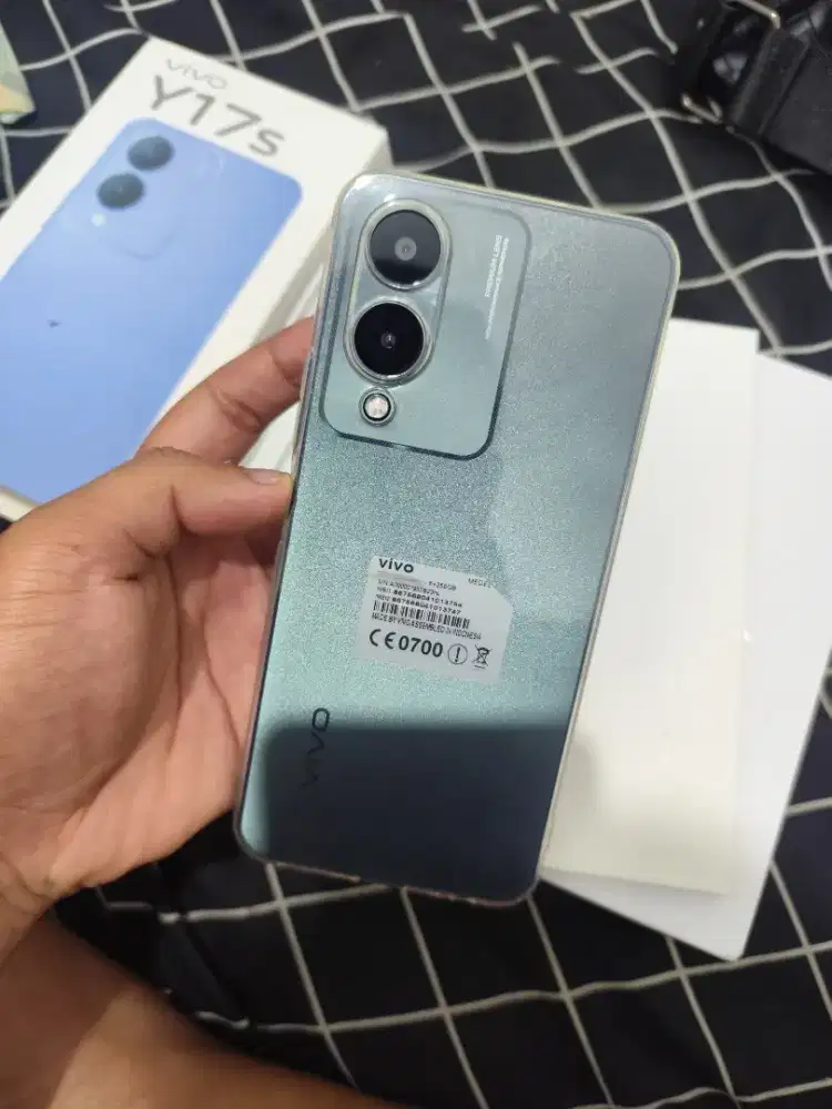 Vivo y17s 8/256 5g