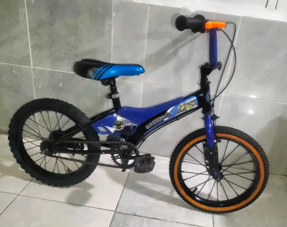 Sepeda BMX ukuran 16 untuk usia 5 6 7 tahun kondisi normal