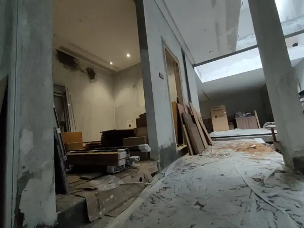 Jasa Tukang Renovasi & Bangun Rumah  (Harian/Borongan)