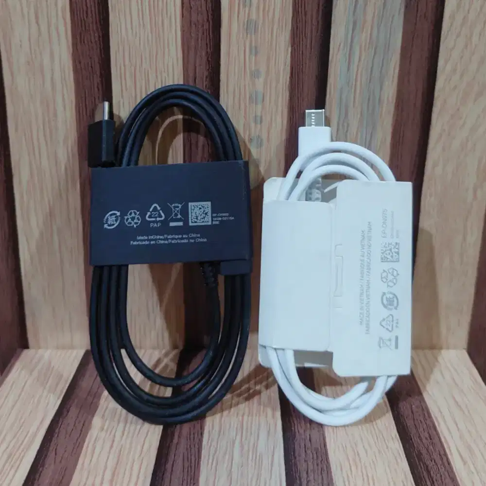 Kabel Data Samsung Tipe C to C Original