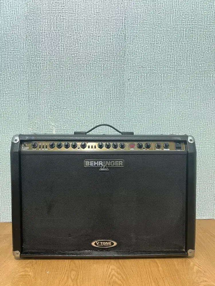 Ampli gitar behringer Vtone GMX212 12 inch double