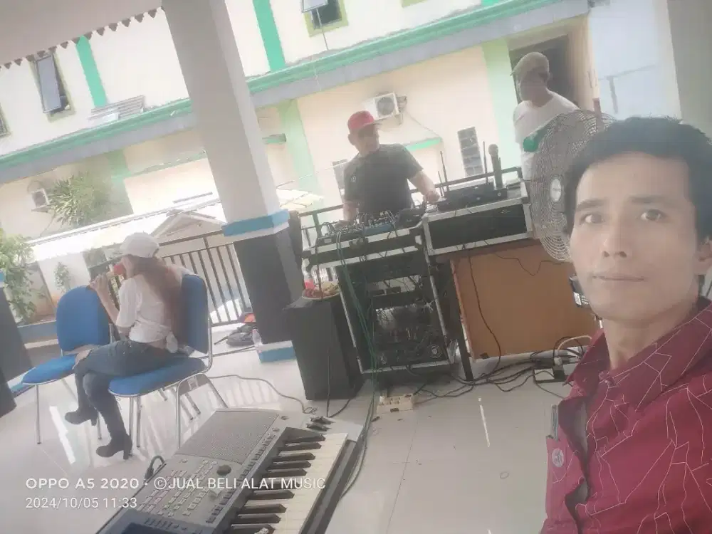 Alat music di cari dan jasa pengiring