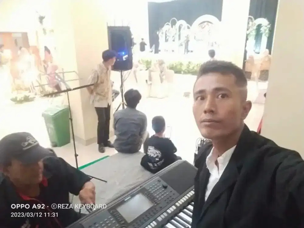 Alat music di cari & jasa pengiring