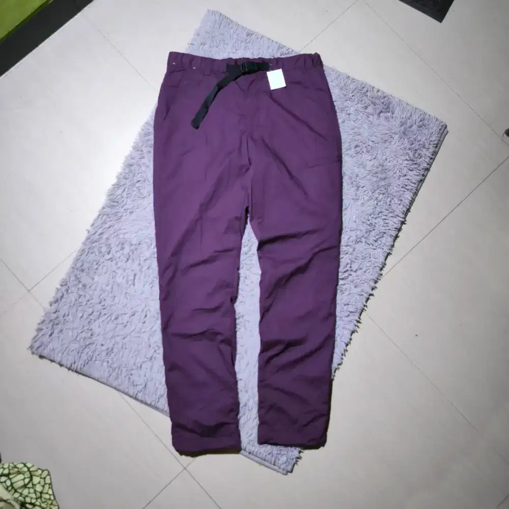 Uniqlo warm lined sz 32 slim. Like new sekali greee