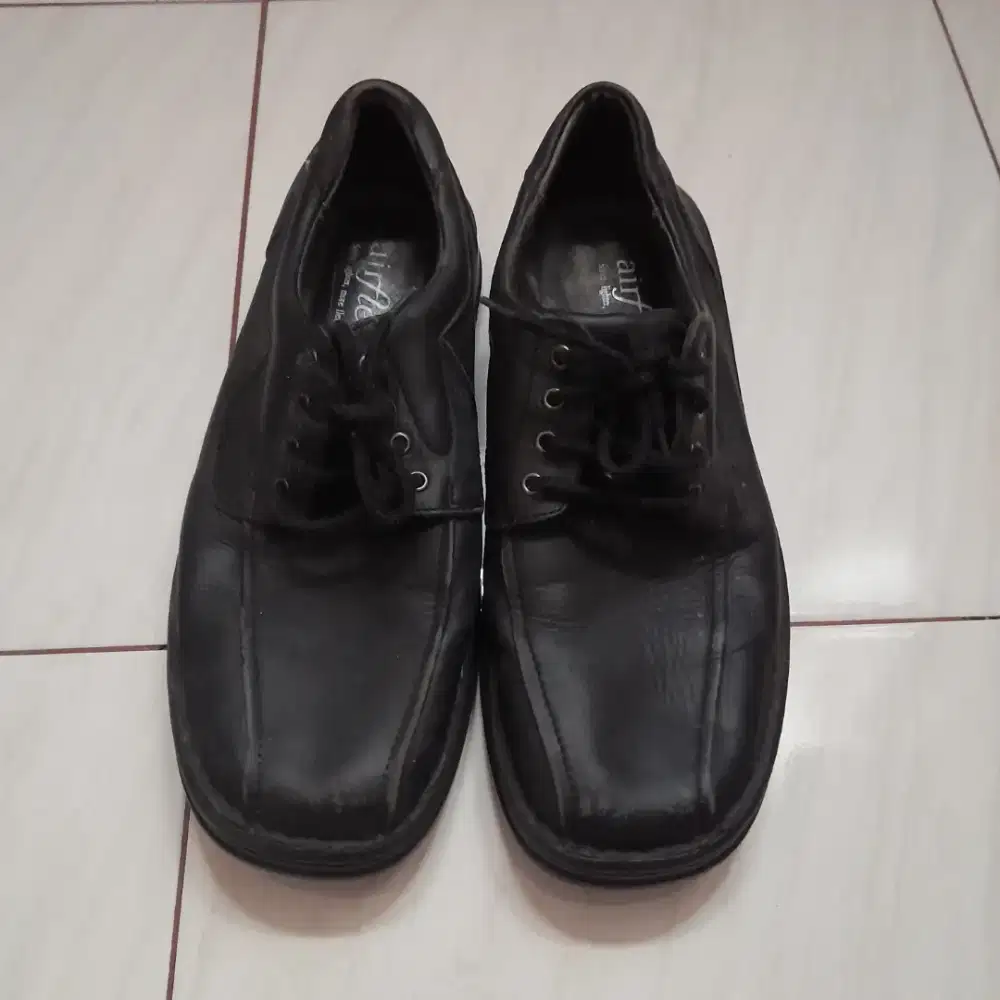 Sepatu Pria Airflex Original - Kulit Hitam Casual Size 45