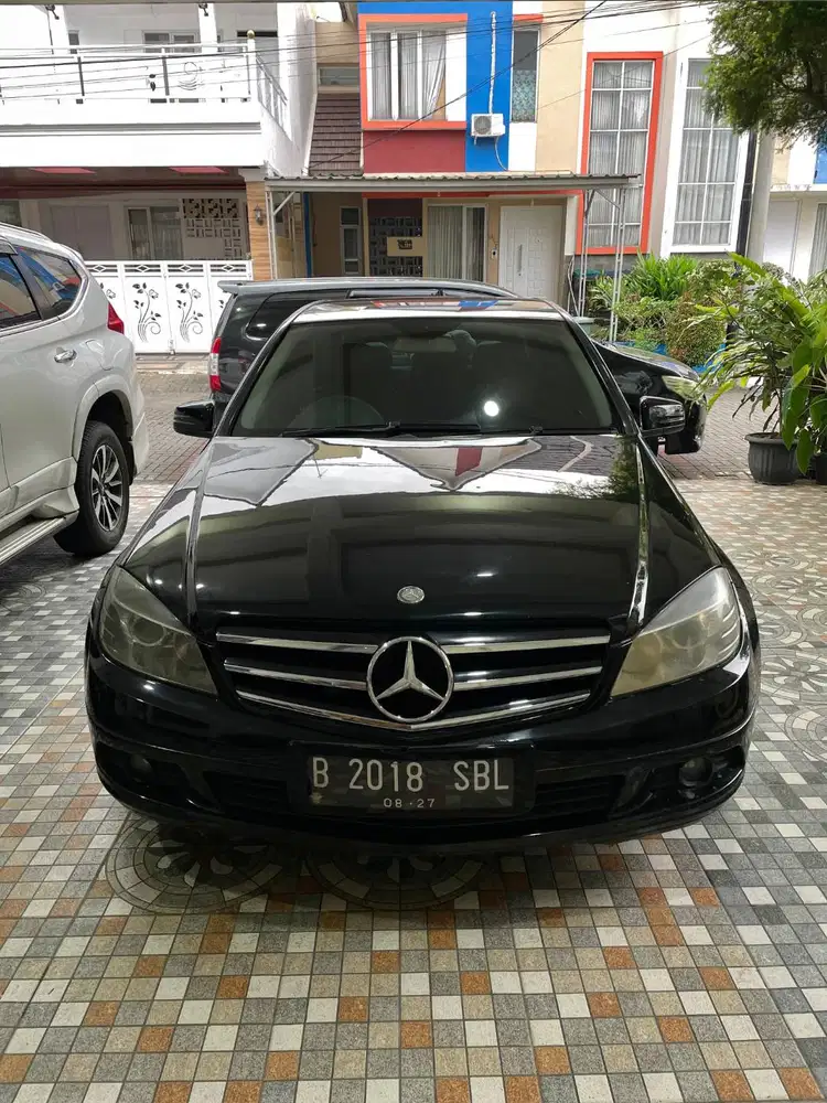 DIJUAL MERCY C200 W204 2010