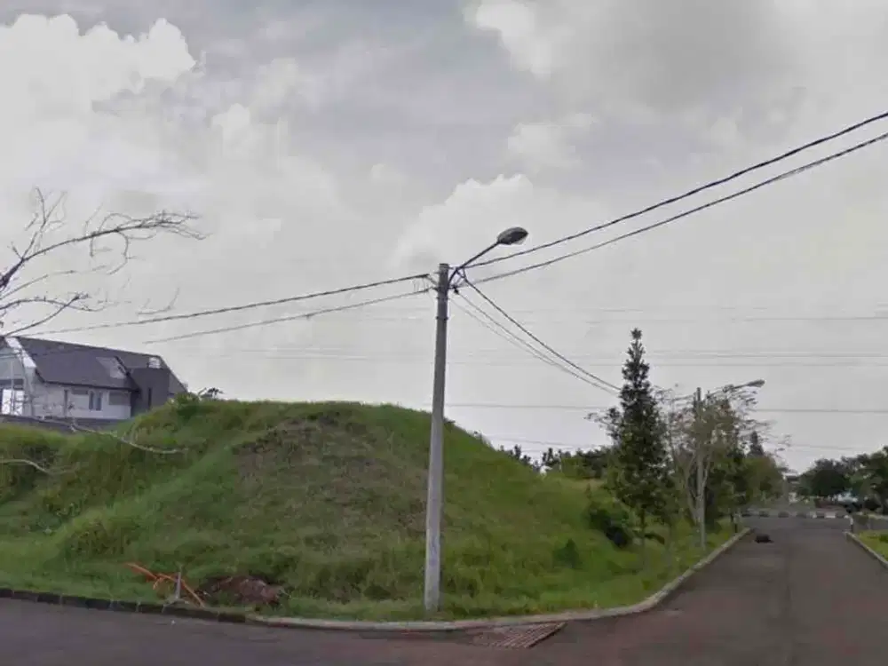 TANAH LUAS POSISI HOOK DI JL ACASIA BUDI INDAH SETIABUDI