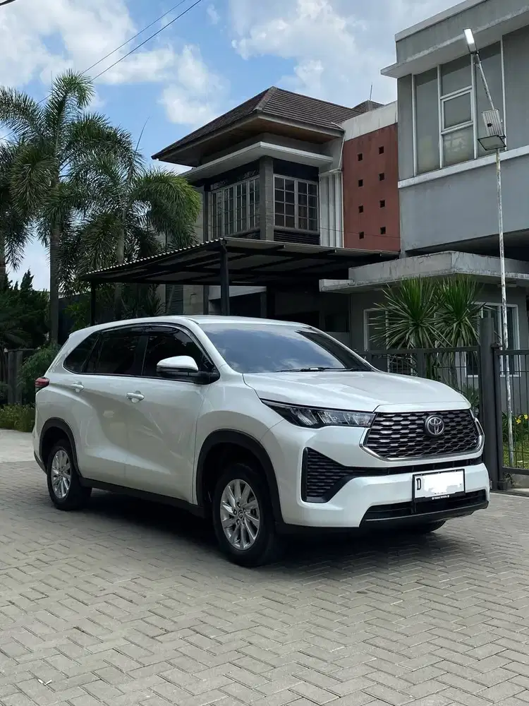 INNOVA ZENIX 2.0 G KM 12RB