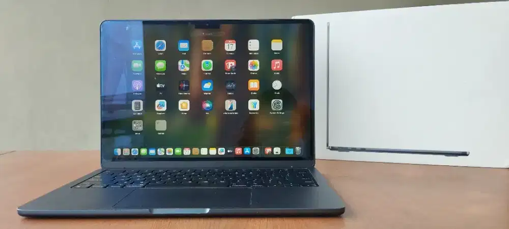 Apple Macbook Air M2 13.6 inch Memory 8 SDD 256 FULLSET Original iBox