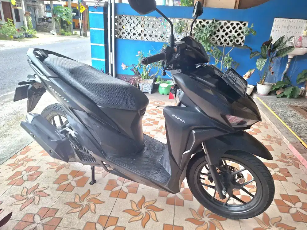 Vario 125 iss pajak baru siap mudik bisa cash/kredit syariah TERMURAH
