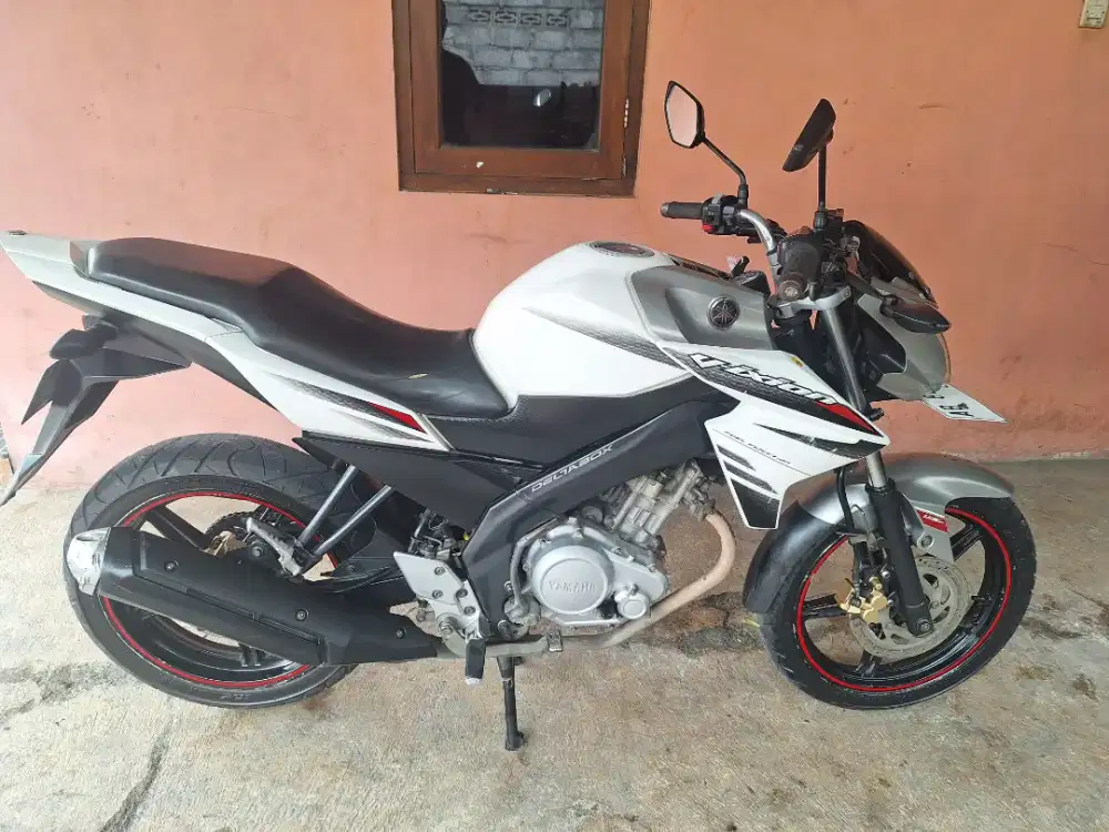 Vixion 2015 pajak baru bisa cash/kredit syariah angsuran TERMURAH