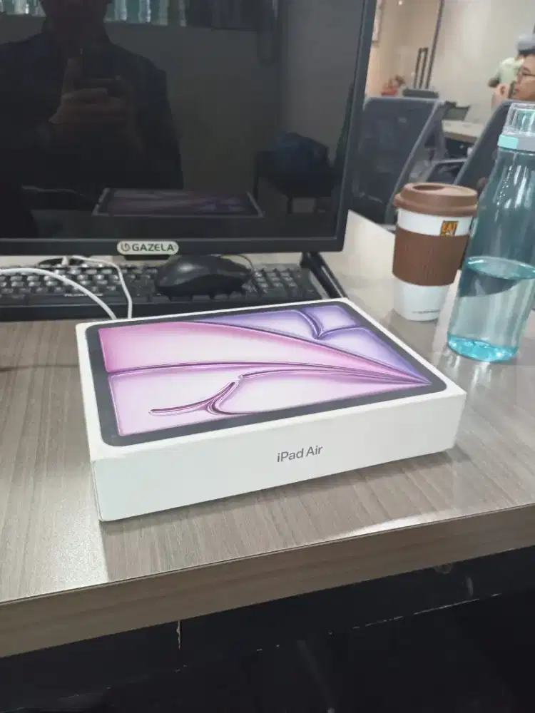 iPad Air, BNIB, Ibox