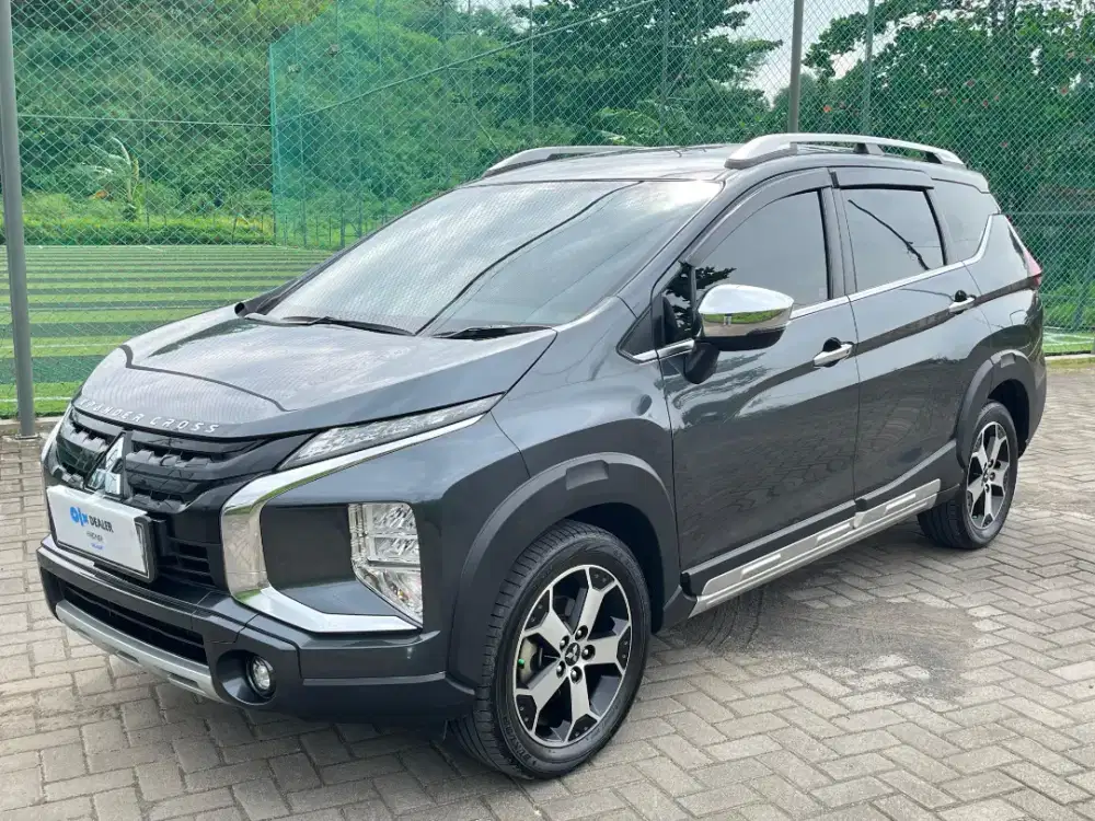 DP 39Jt! XPANDER CROSS AT PREMIUM 2021 Like New