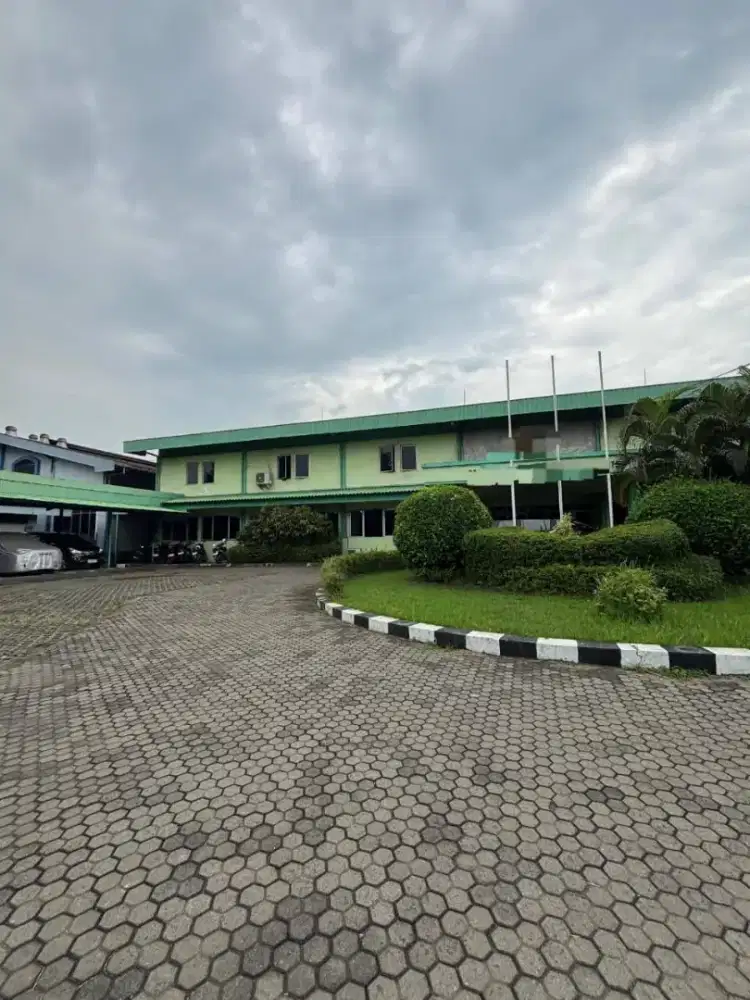 PABRIK NOL. JALAN GRESIK DEKAT TOL