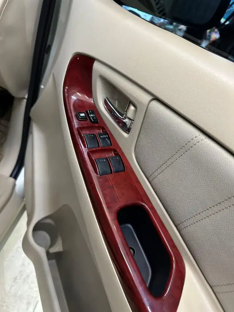 Innova V Luxury 2006 Rawatan Jarang banget pake